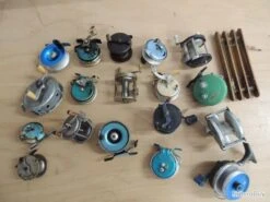 Important Lot De Moulinet De Peche Pour La Collection Sorttie De Grenier