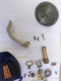 LOT IMPORTANT DE PIECES POUR MOULINET BAM 620 . ( PIECES NEUVES ) 12 LOT IMPORTANT DE PIECES POUR MOULINET BAM 620 . ( PIECES NEUVES ) -Pêche Soldes 00005 LOT IMPORTANT DE PIECES POUR MOULINET BAM 620 . PIECES NEUVES