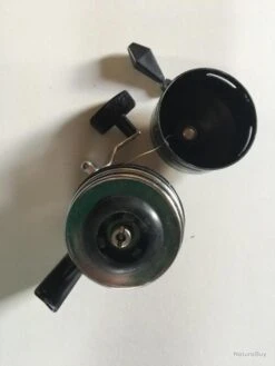 Moulinets De Pêche Vintage Daiwa 9300C Et 9300A -Pêche Soldes 00008 Moulinets de peche vintage Daiwa 9300C et 9300A